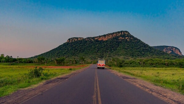 Vecinos denuncian instalación de gallinería en zona turística de Paraguarí