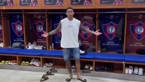 Popular / (VIDEO) No le tenían fe: ¡Pelotero llegó a la práctica del Ciclón luego de farrear a full!