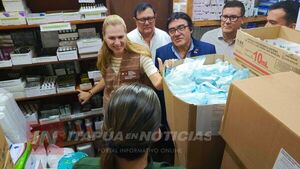 MINISTRA VERIFICA ABASTECIMIENTO TOTAL DE MEDICAMENTOS EN T. R. PEREIRA