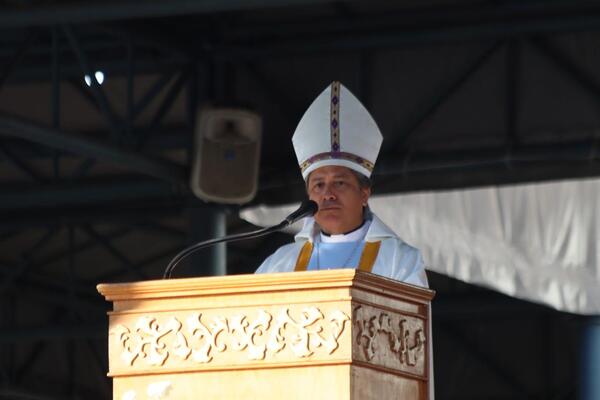 Monseñor exhortó a renovar el compromiso nacional con la salud integral - trece