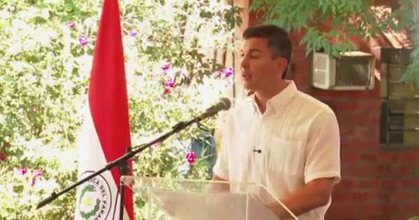 La Nación / Peña: “Invertir en educación es invertir en el futuro”