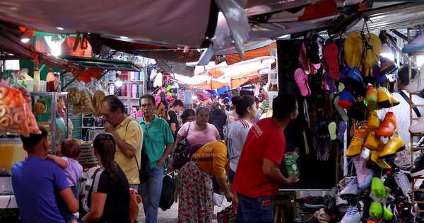 La Nación / Conflicto enfrenta a permisionarios y comerciantes del Mercado 4