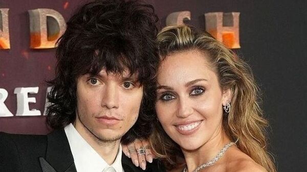 Popular / ¡Ja'uta la sopa! La cantante Miley Cyrus anunció que se casa