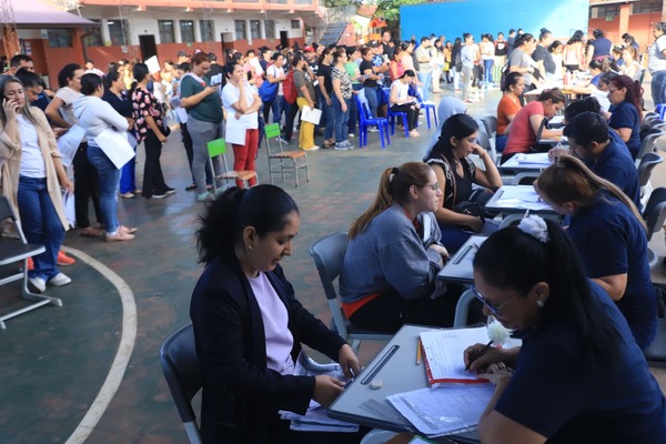 Popular / Oñypyruma inscripciones en distintos colegios