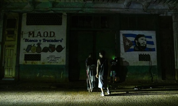 Apagón masivo deja sin luz a 3,5 millones en Cuba