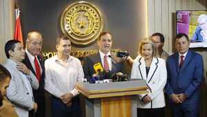 Arnaldo Samaniego suma apoyo de Hugo Velázquez para su candidatura a intendente de Asunción