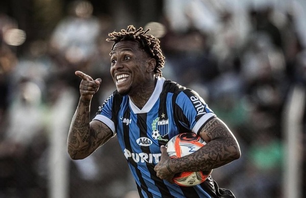 Uruguayo vuelve a sonar como refuerzo de Olimpia