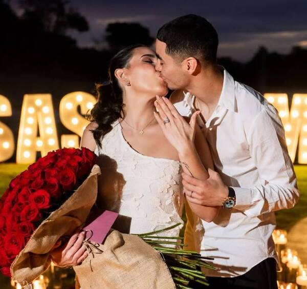 Miguel Almirón va a hacer rekutu con su esposa