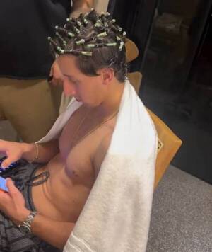 [VIDEO] Mati Galarza presentó su nuevo peinadito