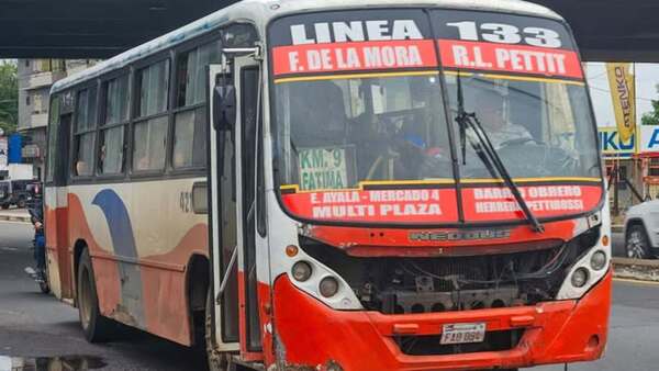 Líneas 133 y 2, con nuevo dueño, tendrán 10 buses más en cada flota