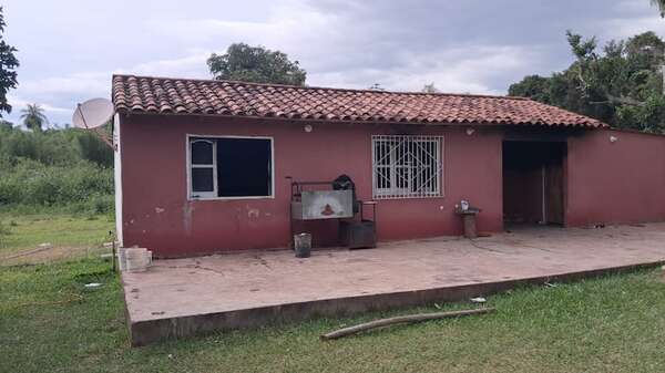 Un hombre intentó quemar a su expareja al incendiar su vivienda - Policiales - ABC Color