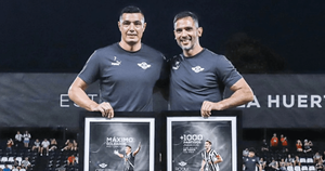 Roque Santa Cruz y Óscar Cardozo, se despiden de Libertad - Noticiero Paraguay