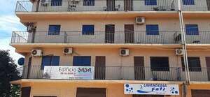 Video: así un ladrón entró a robar en dos apartamentos mientras los dueños dormían - ABC en el Este - ABC Color