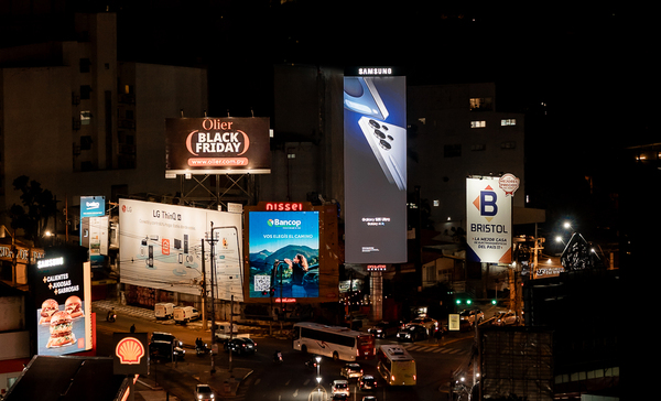 Samsung y Prourbe inauguran la pantalla LED DOOH más imponente del país | Unicanal