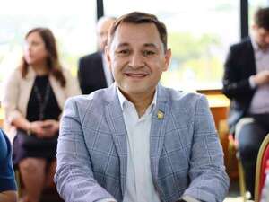 Cartistas planean apriete a ciudadanos para recaudar en municipios pudiendo impedir trabajar y hasta viajar  - Política - ABC Color