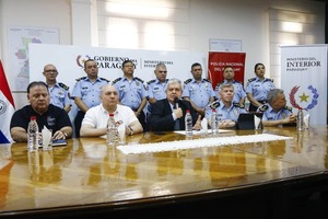 Riera Urge la Paz Social tras Alerta por Invasión