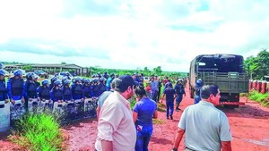 Gobierno Llama a la Paz Social ante Amenazas de Invasión