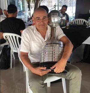 ¡El "Emperador" tiene una dolorosa espina!