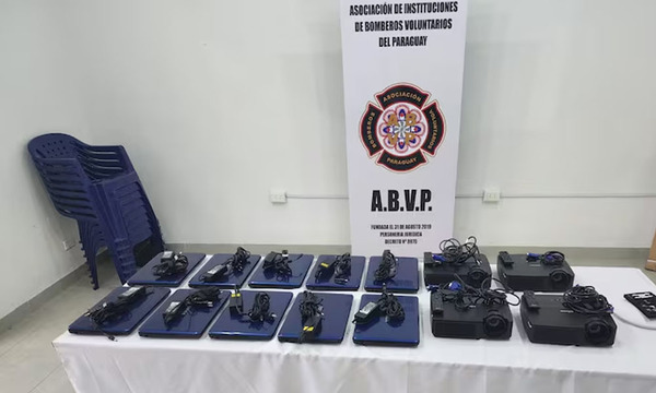 Roban 10 laptops recién donadas al cuartel de Bomberos de Asunción - OviedoPress