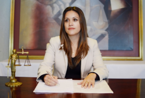 Mafia de los pagarés: fiscal pide sobreseimeinto de representantes de Serfin S.A. y Presto S.A. - PDS RADIO Y TV