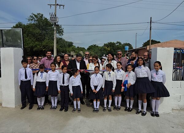 Inauguran tres aulas con sanitarios en la Escuela San Antonio de Padua de San Lázaro - Concepción al Día