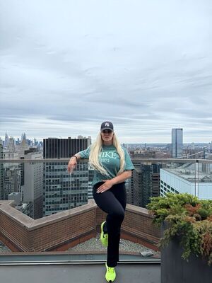 Lilian Ruíz vuelve al país con una agenda cargada de proyectos - Canal-E