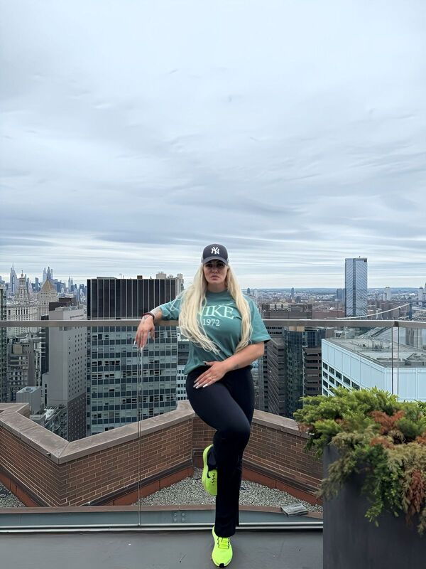 Lilian Ruíz vuelve al país con una agenda cargada de proyectos - Canal-E