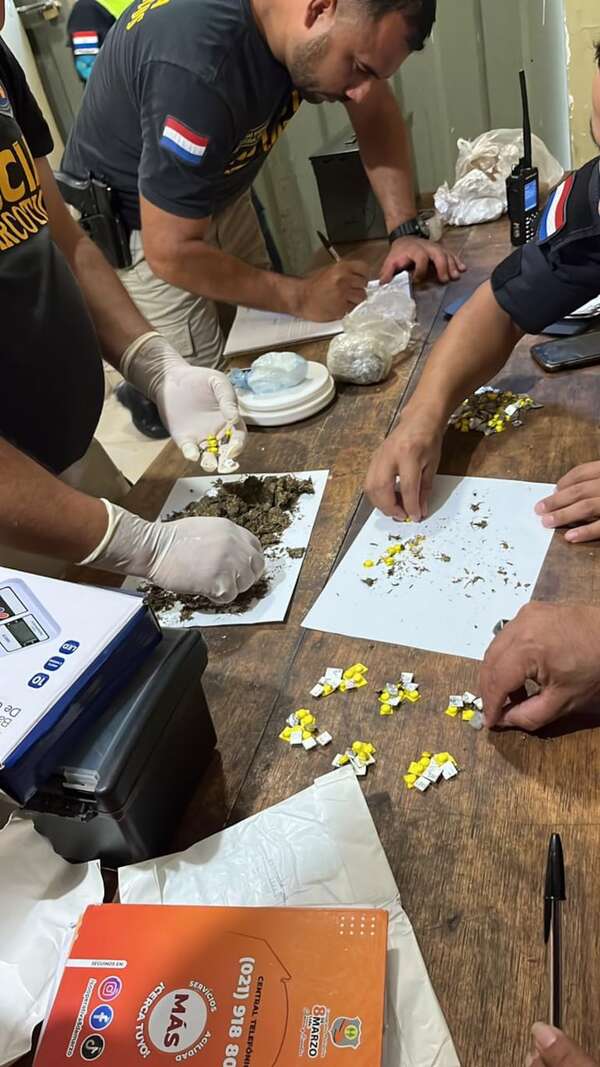 Hallan droga lanzada desde el exterior en la cárcel de Tacumbú - Policiales - ABC Color