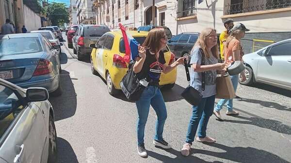 Caja pagará bonificación a jubilados municipales mañana, a quienes deben haberes desde julio - Economía - ABC Color