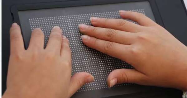 La Nación / MEC distribuye pantallas táctiles inteligentes para alumnos con discapacidad visual