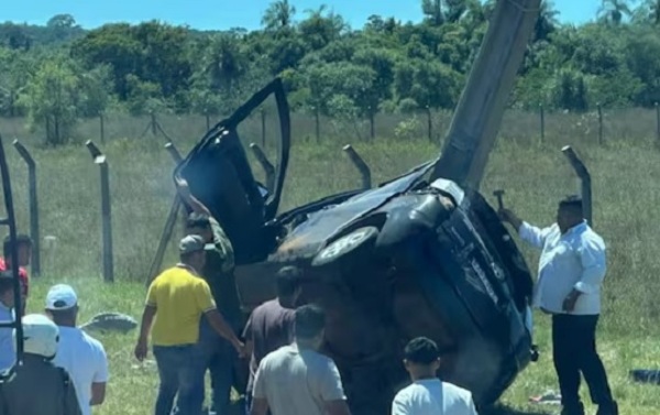 Una niña murió y cuatro personas resultaron heridas tras un accidente en Arroyos y Esteros