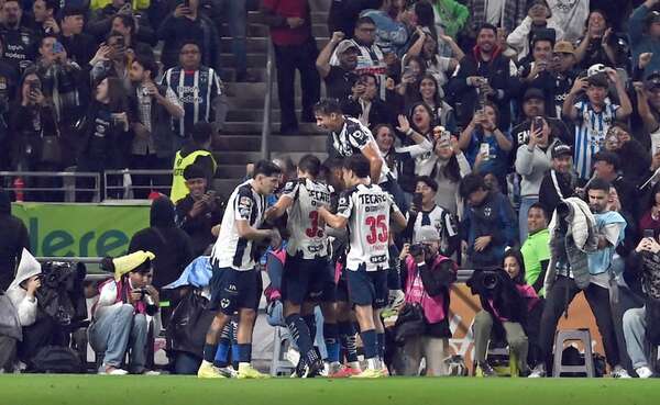 Monterrey hiere al Toluca y Tigres saca ligera ventaja - Fútbol Internacional - ABC Color