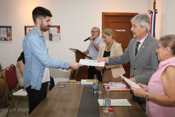 Acto de premiación del concurso “Nuestra memoria histórica, un escudo para proteger los Derechos Humanos”