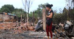 La Nación / Familias afectadas por el fuego piden ayuda