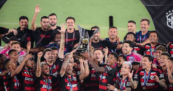 La Nación / Flamengo es campeón con histórico doblete