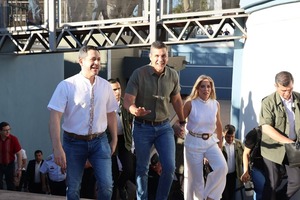 Peña Descarta Feriado del 2 de Enero y Firma el 26/12