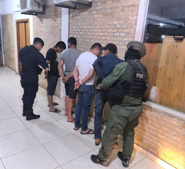 Detenidos los hermanos Echagüe Moreira, uno de ellos con orden de captura por homicidio doloso - Concepción al Día