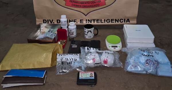 La Nación / Hallan 1.200 dosis de cocaína en depósitos del Abasto