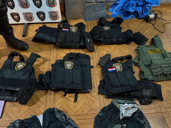 Asalto a cooperativa: detienen a sospechoso con placa y chalecos policiales - ABC en el Este - ABC Color