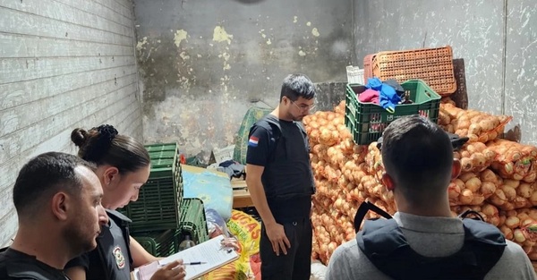 Cuatro detenidos y más de mil dosis de cocaína incautadas en una redada sorpresa en el Abasto