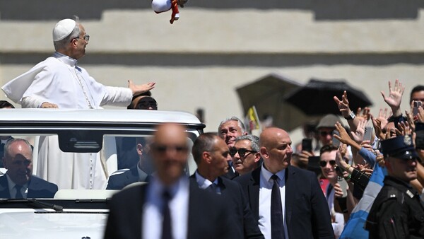 El papa León XIV reclama una acción coordinada de toda la sociedad para regular la IA