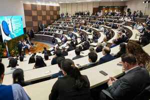 El BCP lanzó un libro que revela el camino de Paraguay hacia la obtención del Grado de Inversión