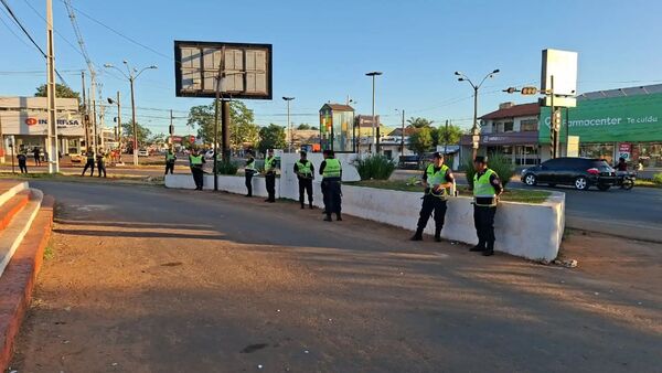 Campesinos planean marchar hacia la ex-estancia de Cabeza Branca; se registra fuerte operativo policial - Concepción al Día