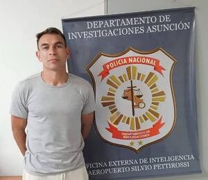Popular / Pelotero Derlis Orué detenido por no dar platita para retoño