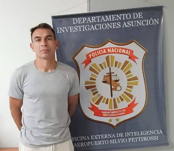 Popular / Pelotero Derlis Orué detenido por no dar platita para retoño