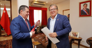 Nicanor destaca liderazgo, estabilidad y rol estratégico de Horacio Cartes en la ANR - ADN Digital