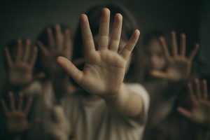 Hombre condenado a 15 años por abuso de su hijastra en Ñemby