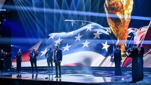 Celebridades y cantantes que ambientaron el sorteo del Mundial 2026