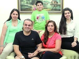 La familia de Gustavo Kohn dona su tesoro de documentos periodísticos - La Tribuna