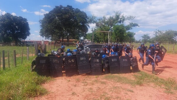 Violento ingreso a la estancia Lucipar deja heridos, más de 20 detenidos y extrema tensión en San Pedro